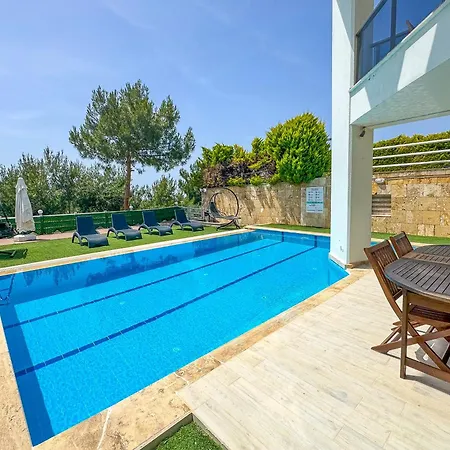 Exclusive Vila *